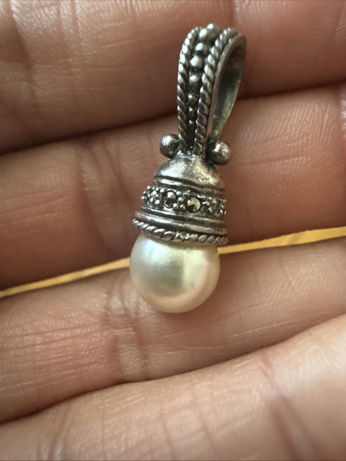 Vintage 925 Silver Art Deco Style Pearl Round Scrolled Pendant
