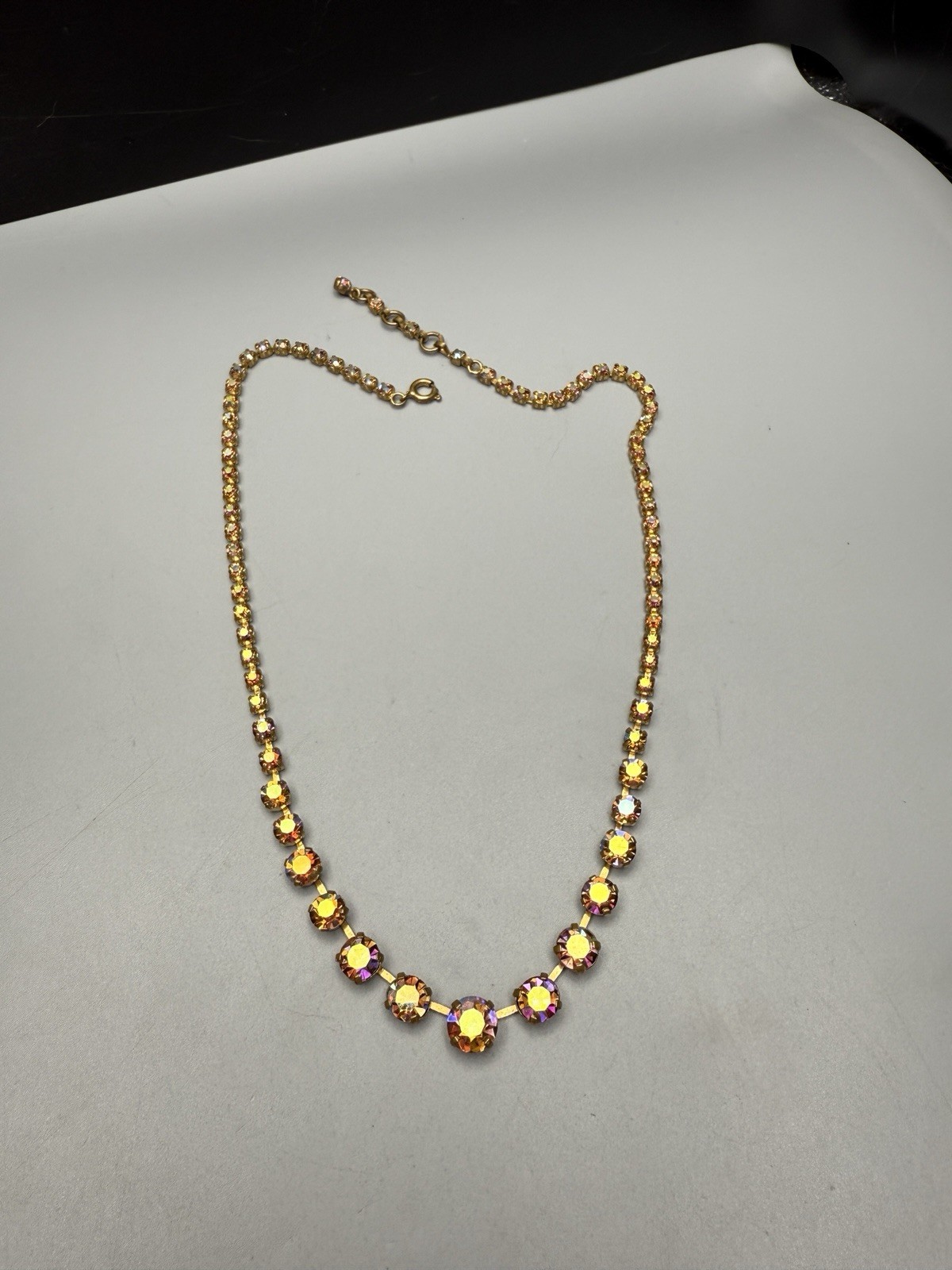 Austrian AB Crystal Rhinestone Necklace Vtg 17.5-18.5” Graduated Stones 8-3mm
