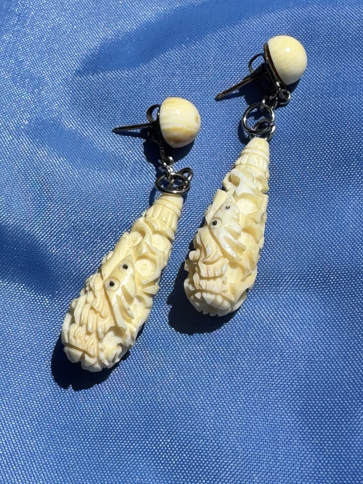 Vtg Carved Bone Dragon Earrings Butterscotch Amber Studs MidCentury Asian Export