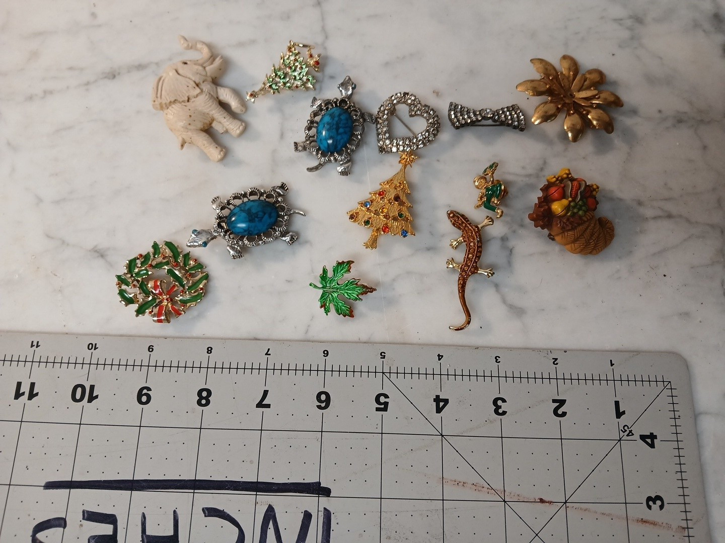 Vintage Estate Brooch Lot Costume, Christmas, Animals Brooches & Pins