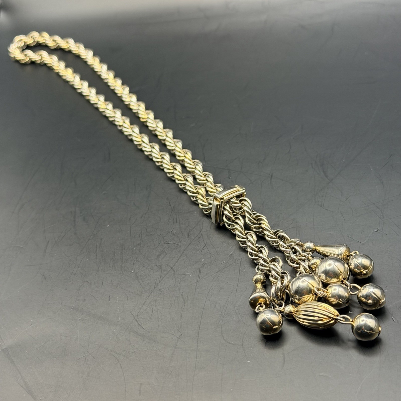Vintage Gold Tone Rope Chain Lariat Necklace Tassel Dangle Adjustable Statement