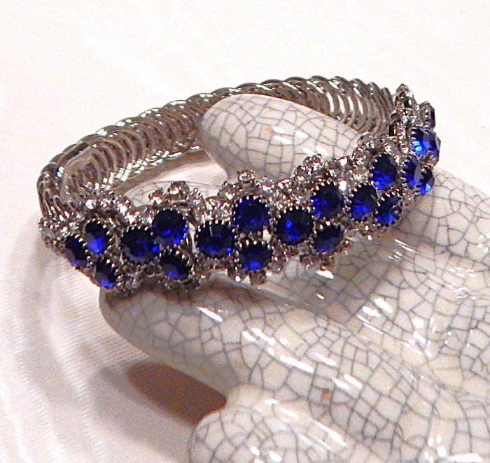 Retro Vintage Rhinestone Bypass Wrap Flex Coil Cuff Bracelet MONET NWOT S44