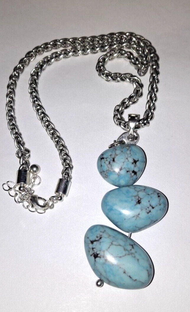South western style Howlite Beaded necklace 16″ Vtg
