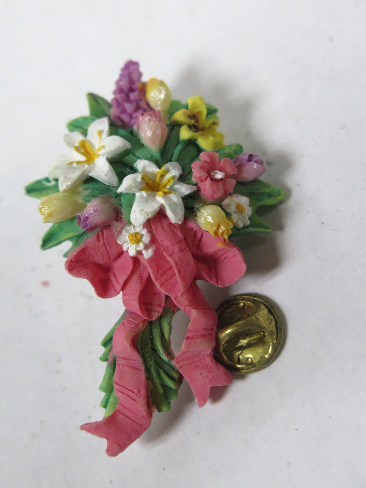 Vintage Estate Store Jewelry – Bouquet Brooch Pin – Pink White Yellow Flowers