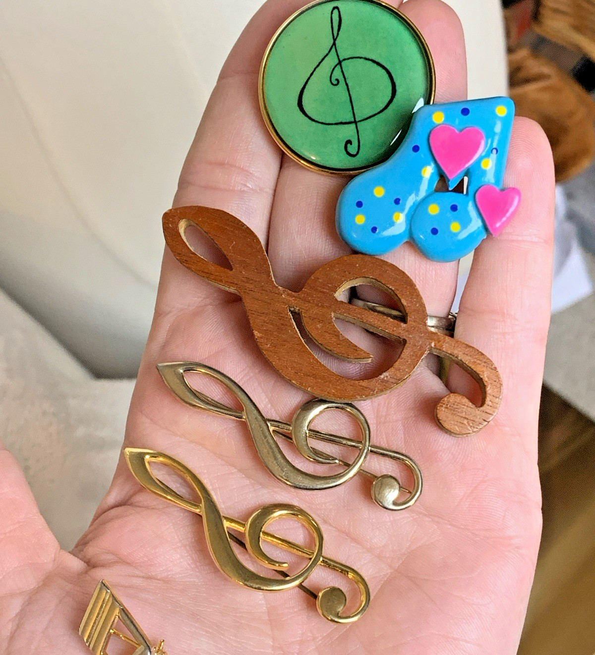 Vintage Musical Brooch Lot 21pc Treble Clef Notes Rhinestone Figural Gold Silver