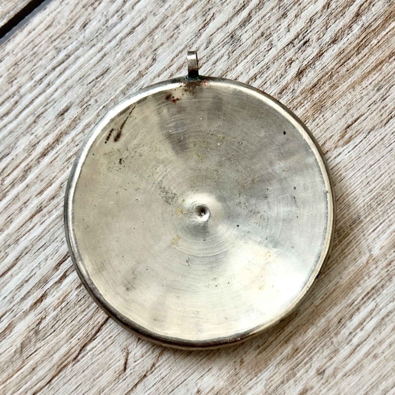 Vintage Mosaic Stone Chip Inlay Round Pendant Turquoise? Silver Tone Wire Work