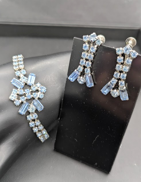Vintage Rhinestone Bracelet Earrings Set Blue Crystal Silver Tone
