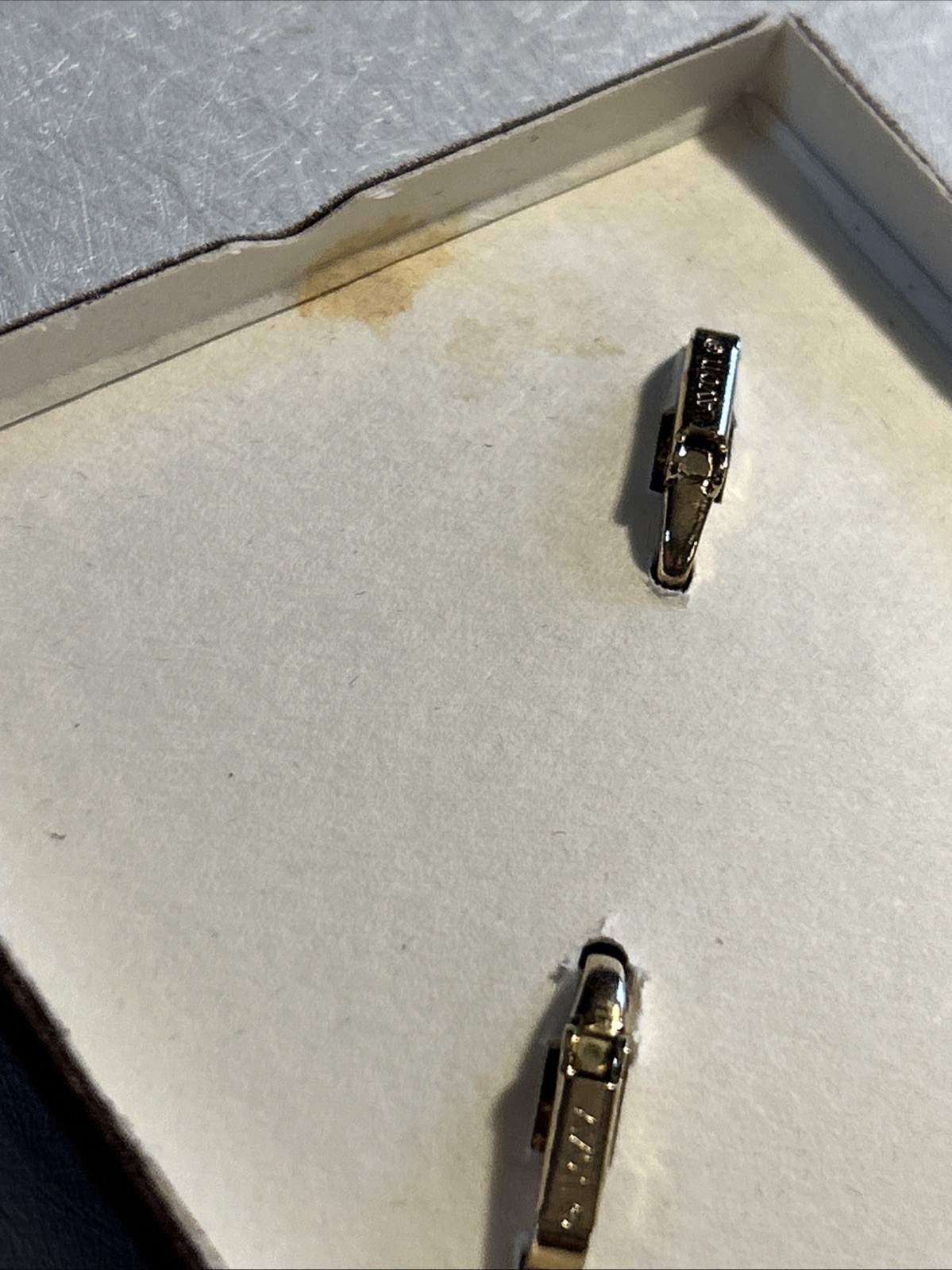 Vintage AVON 1971 Precious Pretenders Clip Earrings & Brooch/pin Goldtone