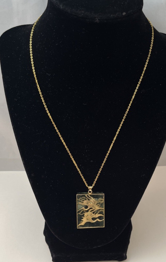 Gold Tone 18″ Chain Necklace Flying Dragons Dark Green Jade Pendant