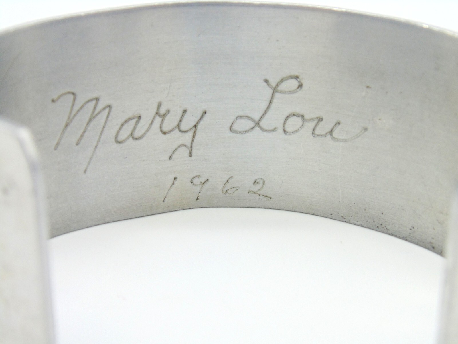 RARE Vintage Signed ~ 1962 MARY LOU ~ ATLANTIC CITY NJ ~ Souvenir CUFF BRACELET