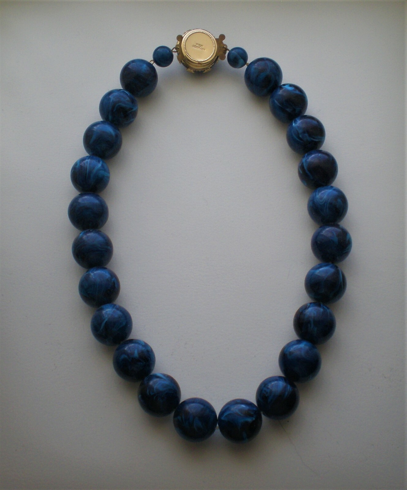 Vintage West Germany 17.5MM Blue Faux Lapis Lazuli Beads Beaded Necklace 17.5″