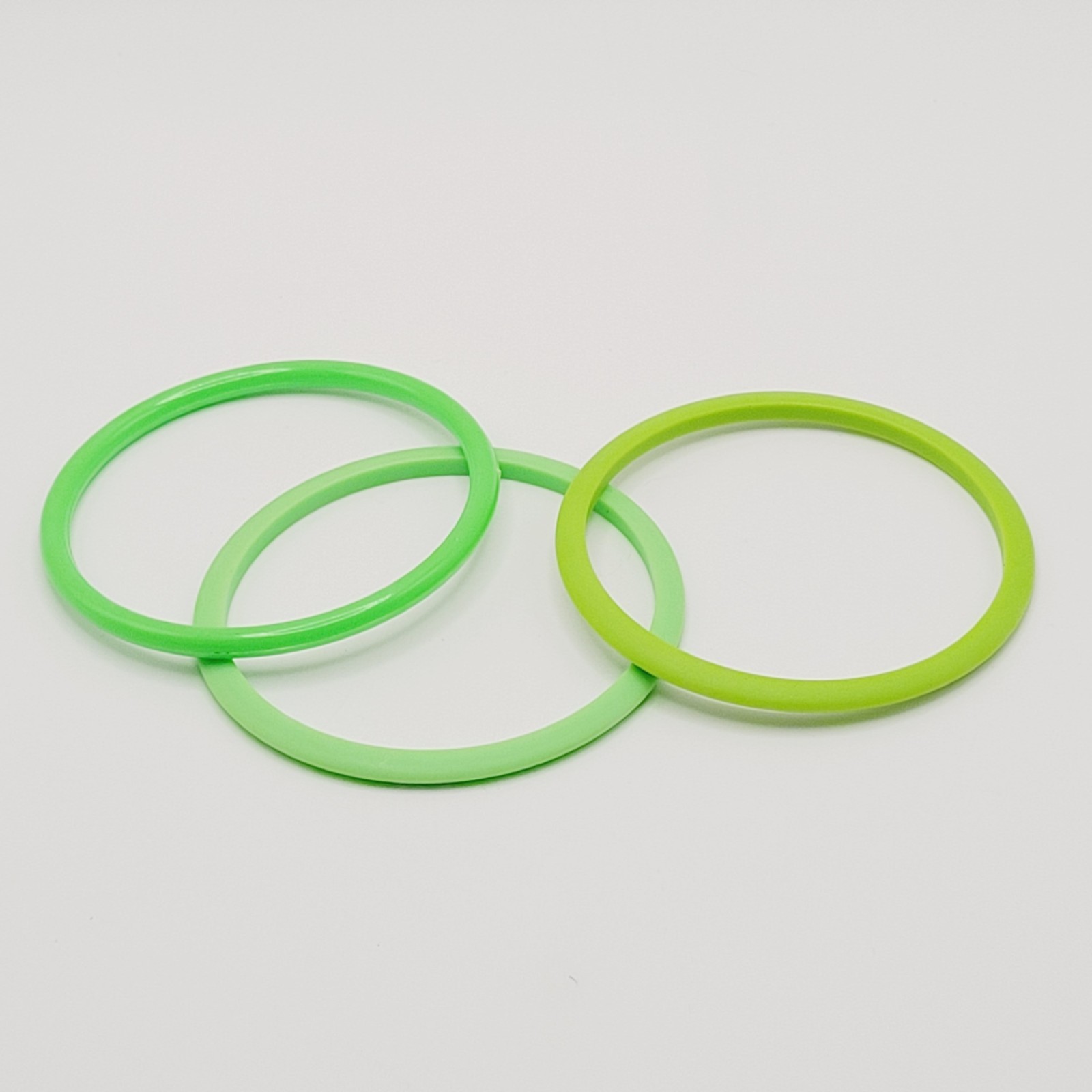 Green Lime Shades Bangle Delightful Set of 3 Retro Style Vintage 1980s Bracelet