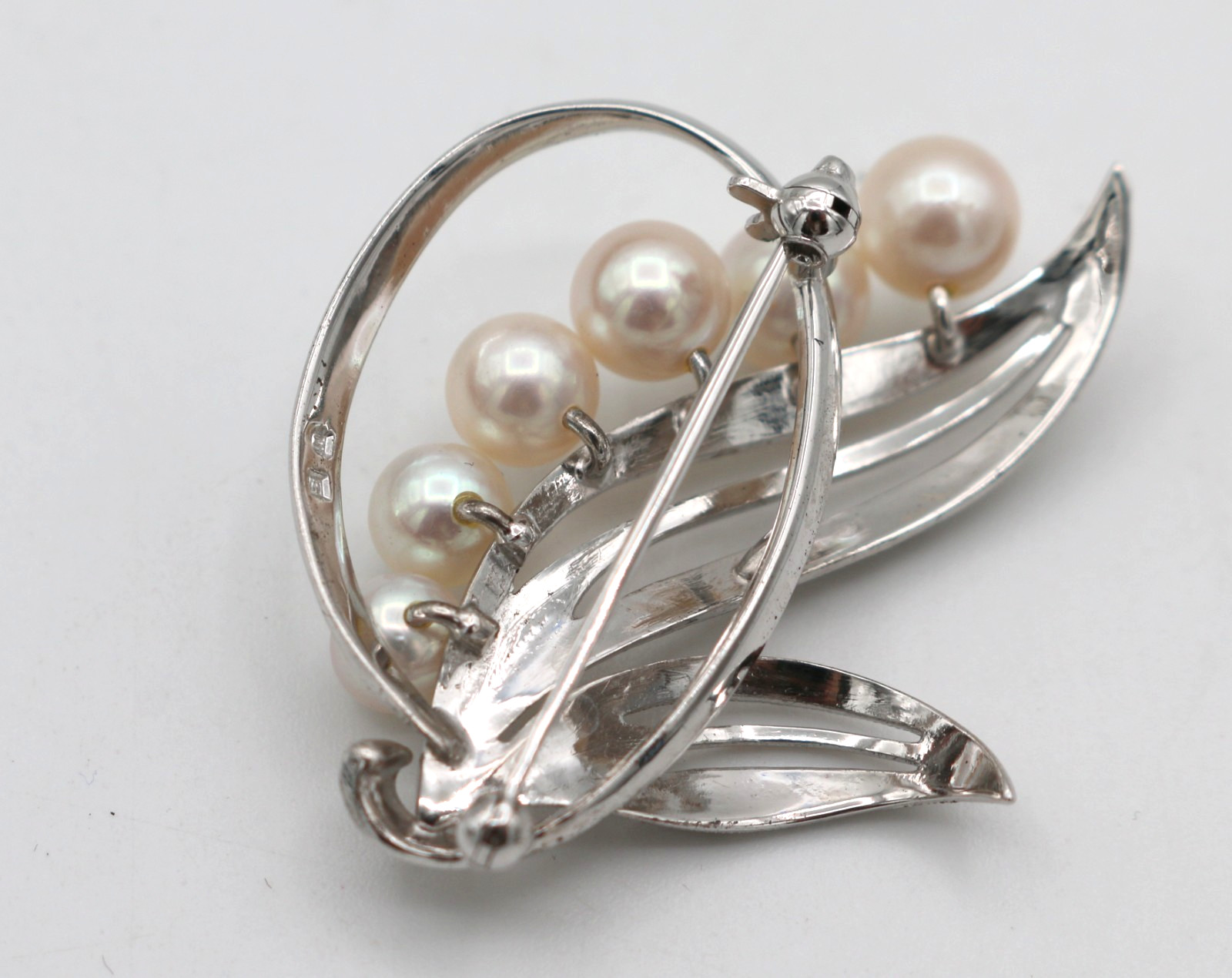 Vintage Mikimoto M S Signed Sterling Silver Akoya 6 Pearl Leaf Pin Brooch 7.15g