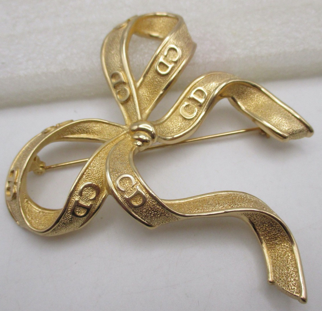 VTG 1980’s Christian Dior CD Logo Large Ribbon Brooch 3 1/4″
