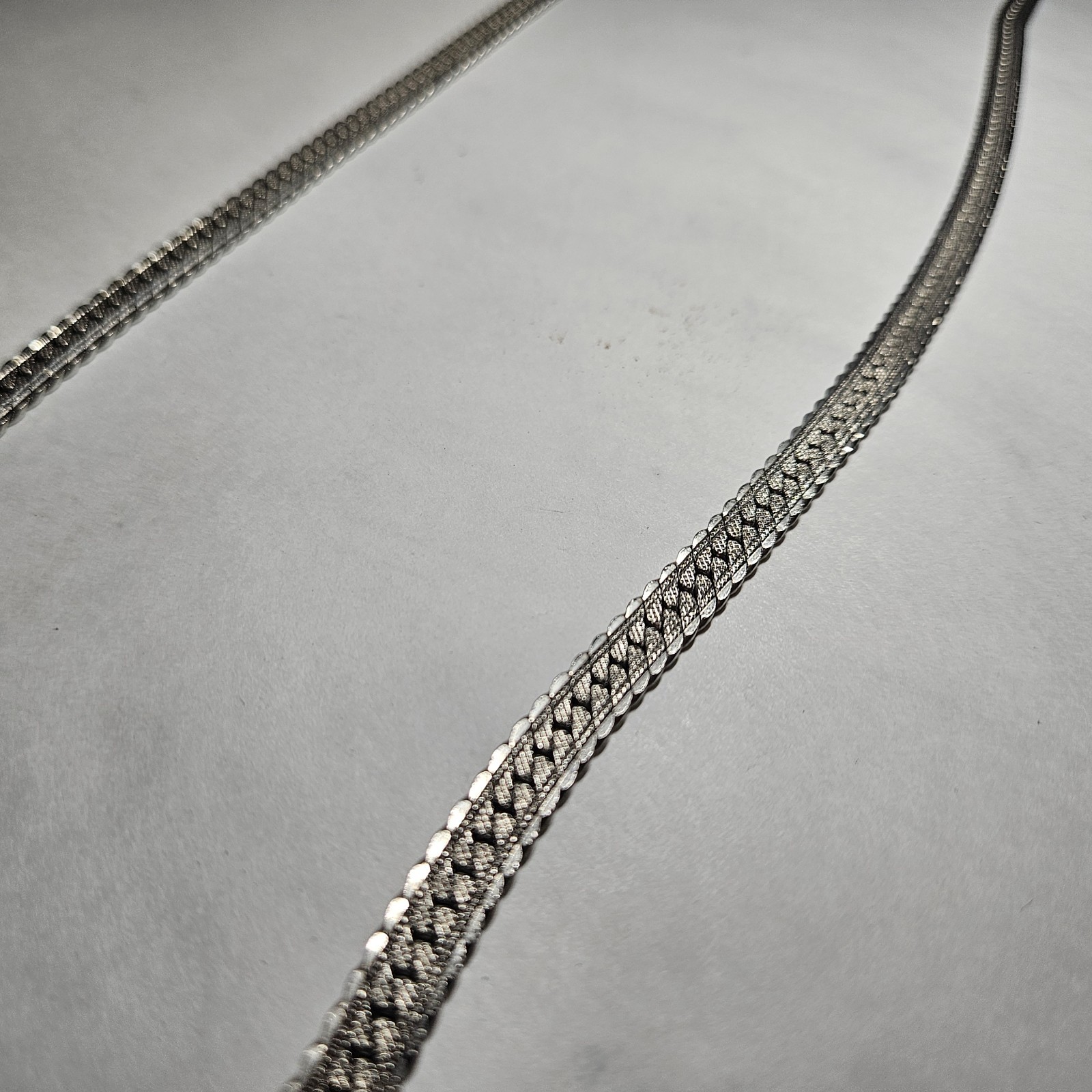 Vintage Antique Womens 14 Kgp Necklace Chain With Latch Hook And Loop