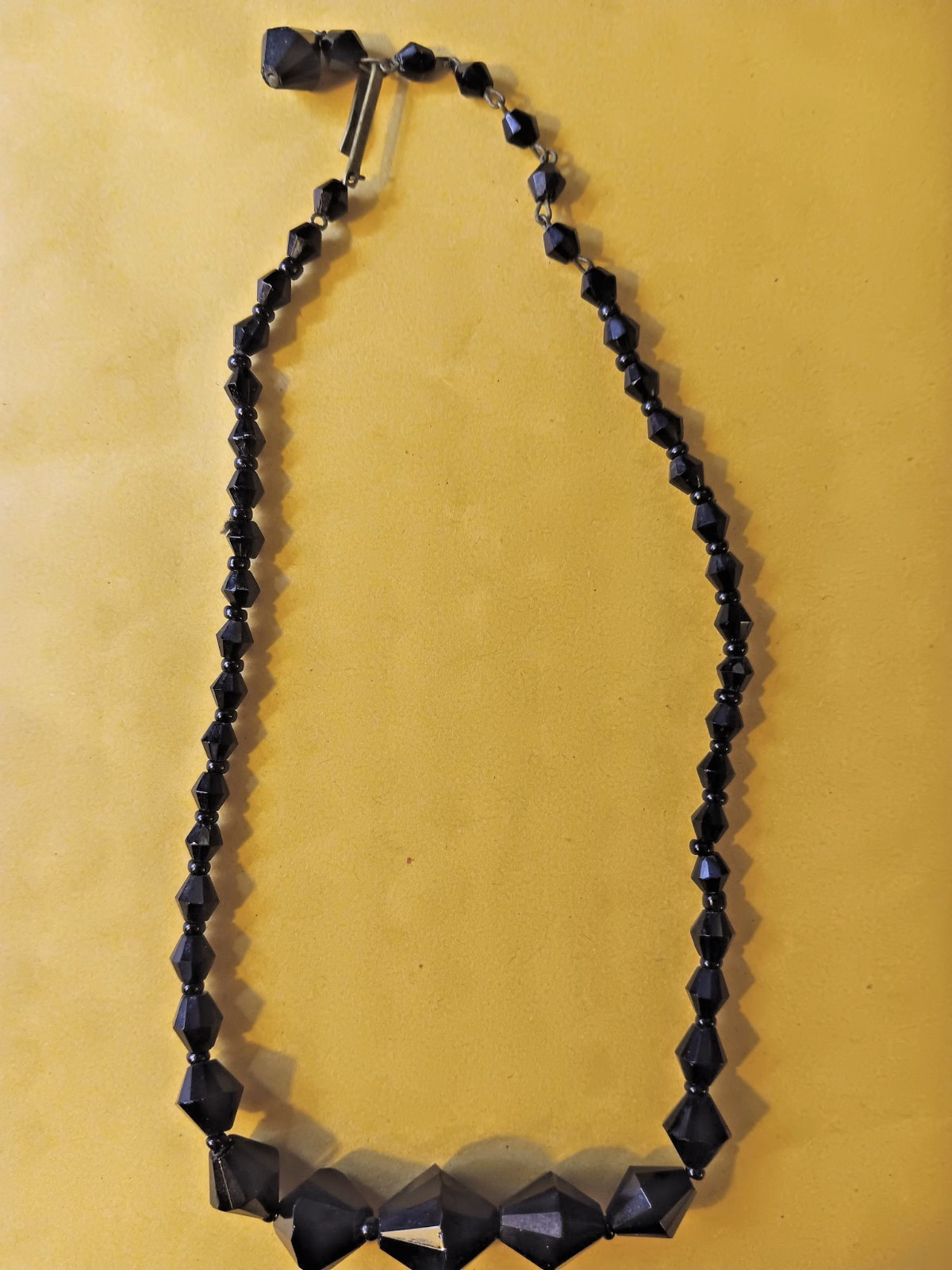 Vintage Boho Black Faceted Glass Bi-cone Beaded Necklace 16″ in Graduating Sizes