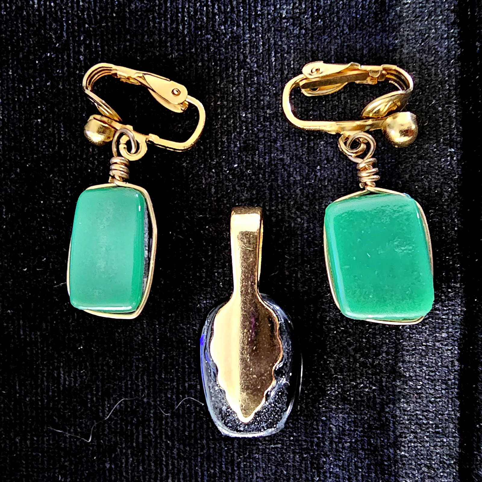 Blue Green Dichroic Glass Jewelry Set Pendant Clip Earrings Gold Tone Eclectic