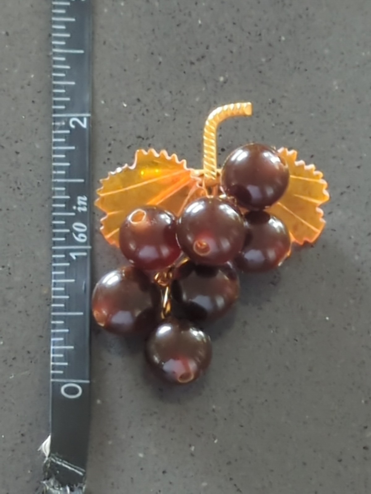 Vintage Russian Baltic Amber Grapes Brooch Pin Dangle Gold Tone F226