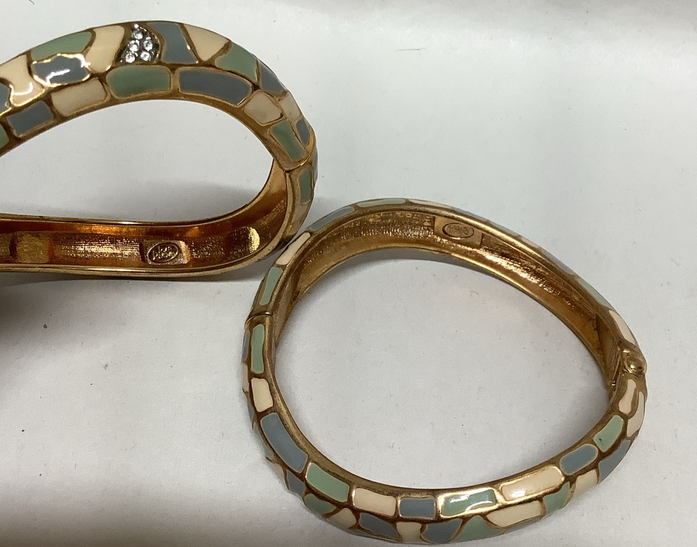 Joan Rivers 2 Multicolor with Rhinestones Hinged Bangle Bracelets (J19)