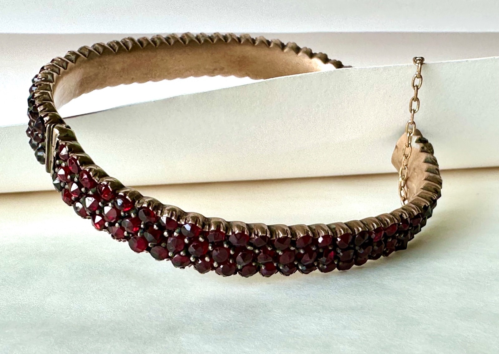 Antique rose cut Garnet & Silver bangle Hinged w/safety chain (see cond.)