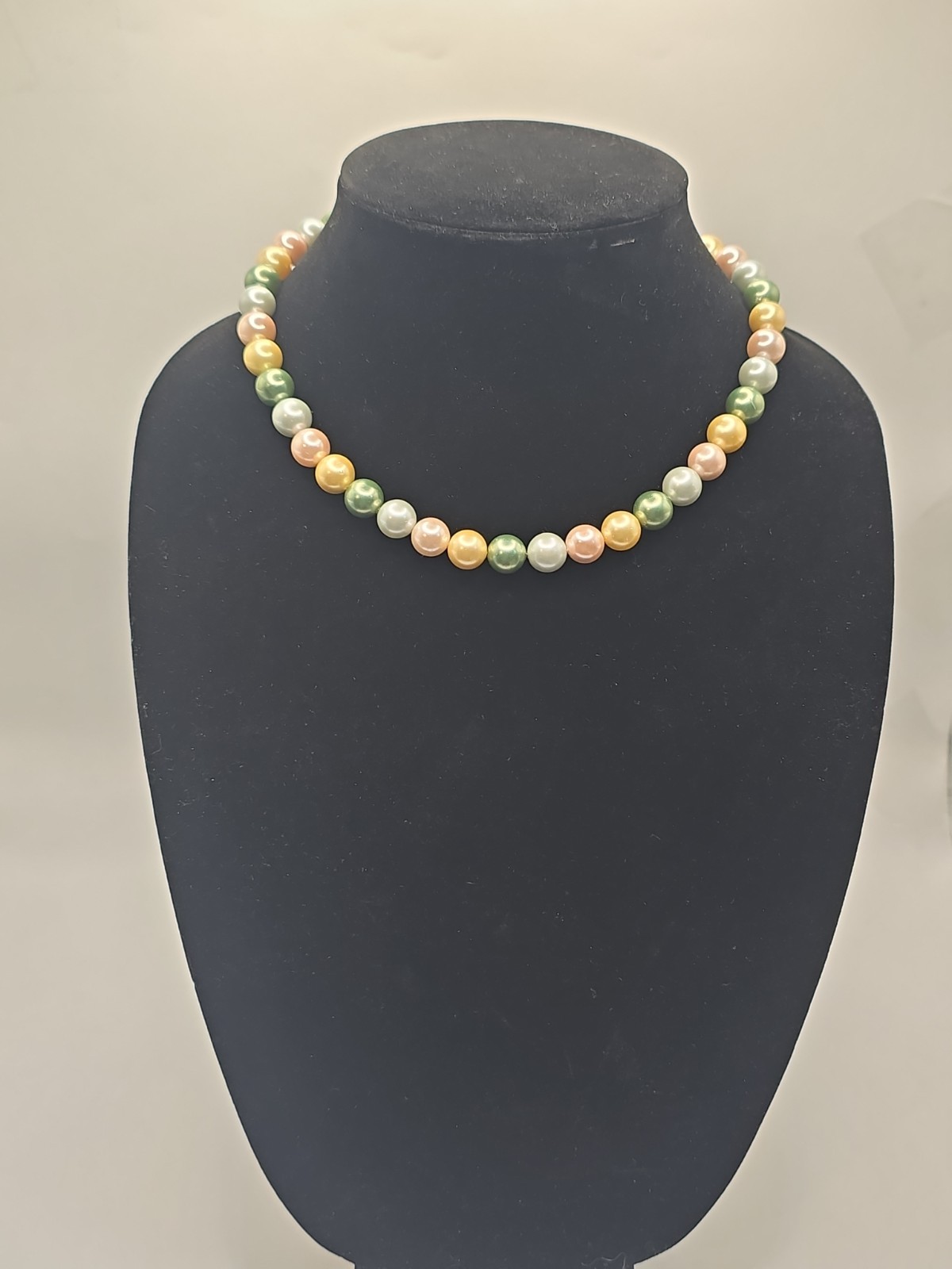 Pastel Faux Pearl Necklace Multicolor Beaded Choker Vintage Style Spring Jewelry