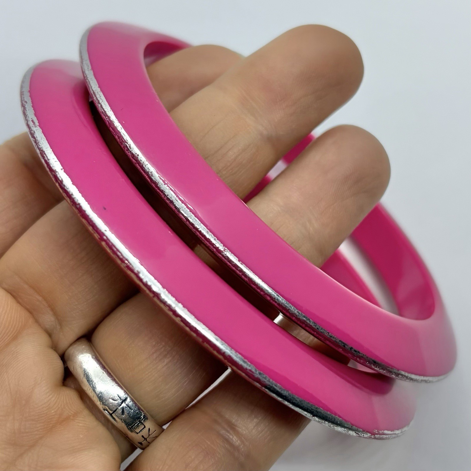 Vtg Pink Chrome Lucite Stacking 9 Inch Saucer Statement Bangle Bracelets Set