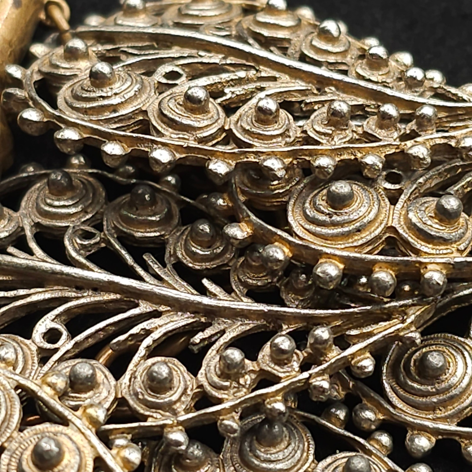 Vintage Filigree Dangle Leaf Brooch Statement Nature Gold & Silver Tone Ornate