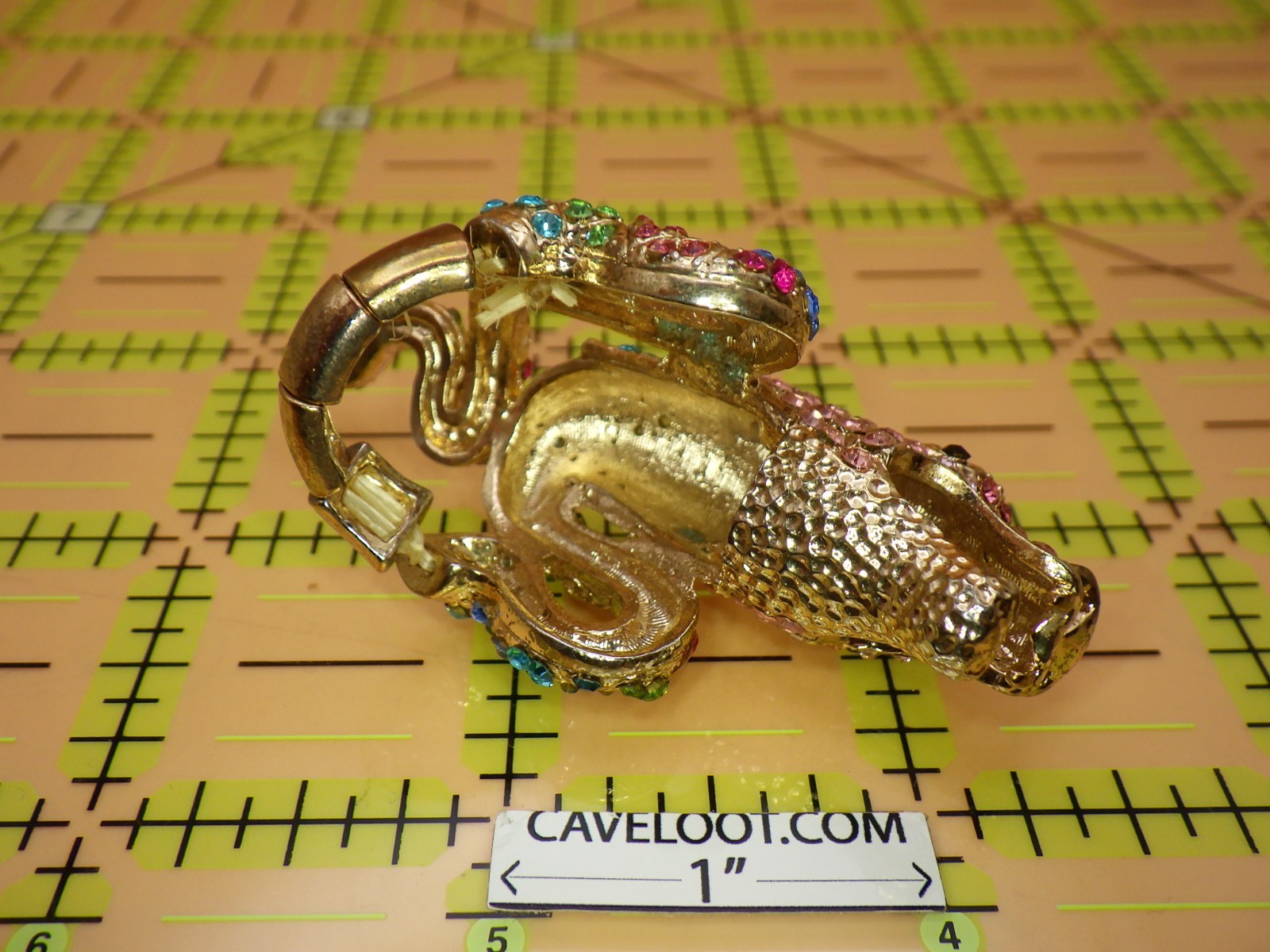 Sparkly Dragon Ring Multi-Color Rhinestones Gold Tone Stretch Band US 8-15