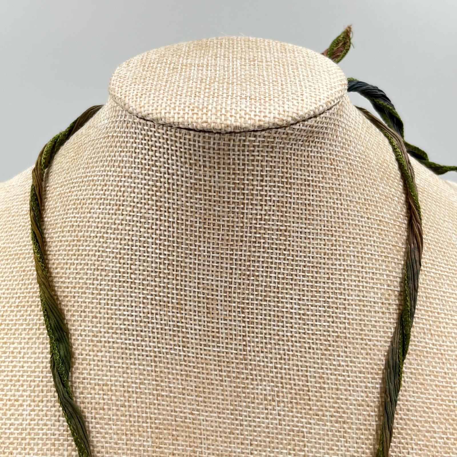 VTG Boho Artisan Turquoise Beads Silk Ribbon Wrap Necklace Earthy Mixed Green