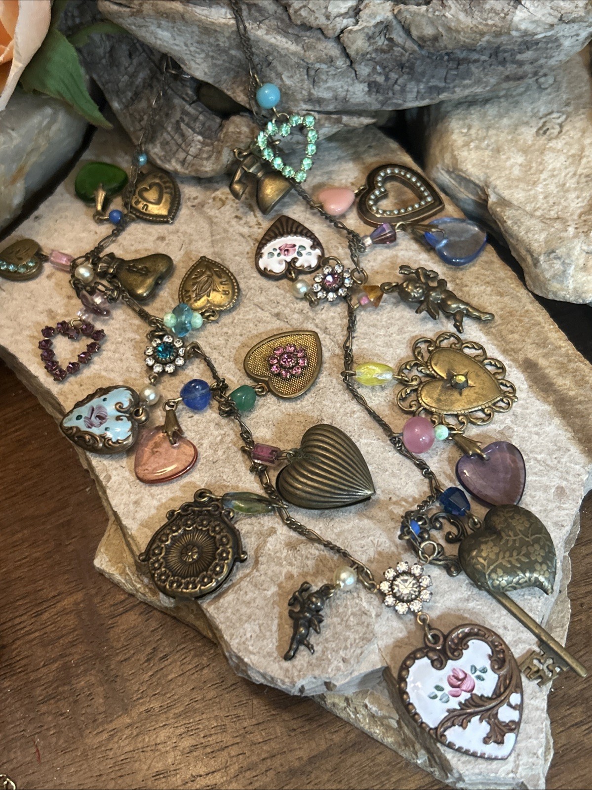 50. GLASS WORKS STUDIO Brass Multi Color Glass Heart Enamel Flower Necklace 33″