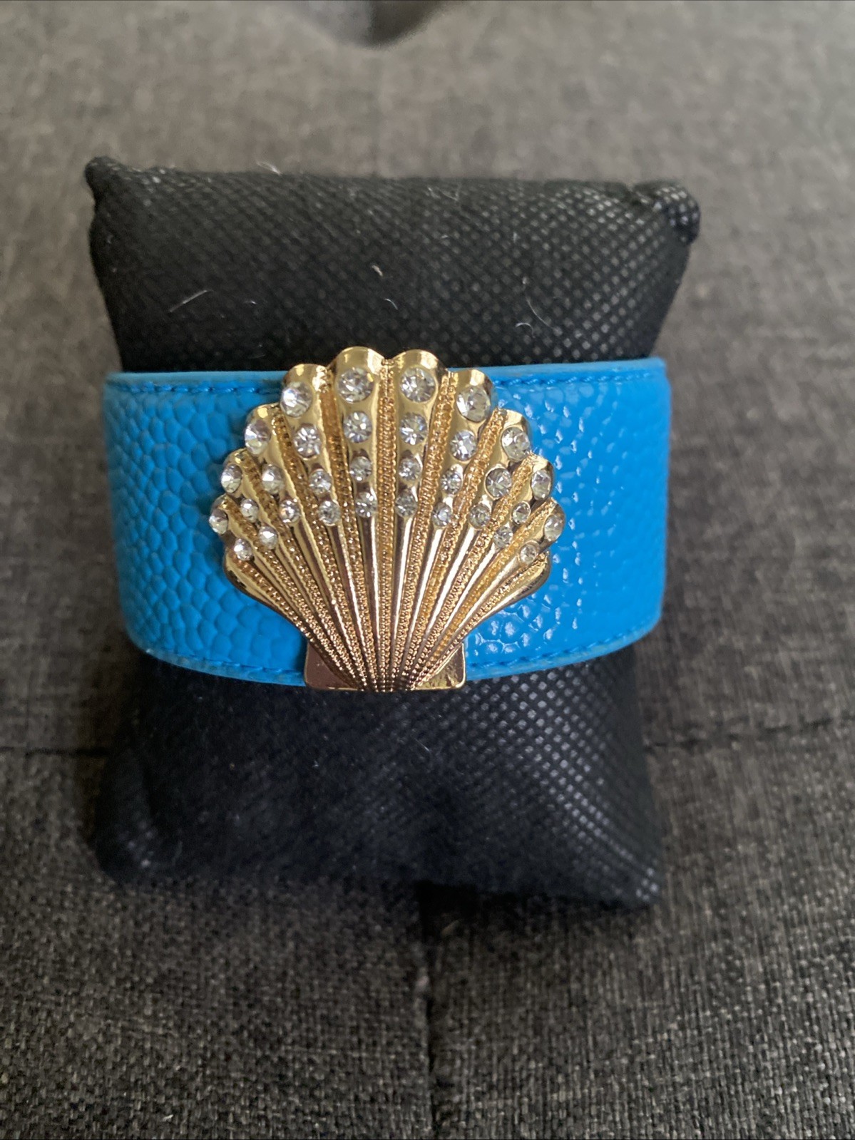 Vintage Gold Rhinestone Scallop Seashell Blue Faux Leather Cuff Bracelet Boho