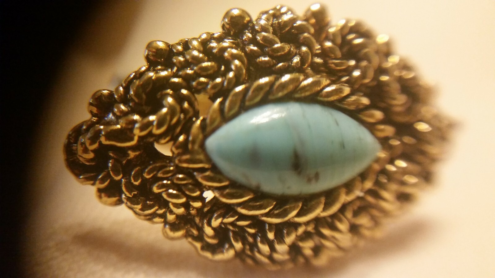TACOA Gold Tone Filigree Cuff Links with Turquoise Stone – Pat. 2920363