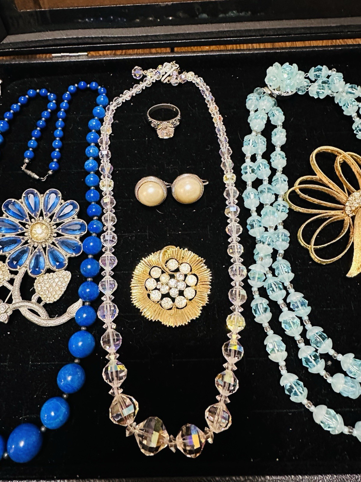 Vintage & Antique Lot Of 10 Costume Jewelry Some Signed