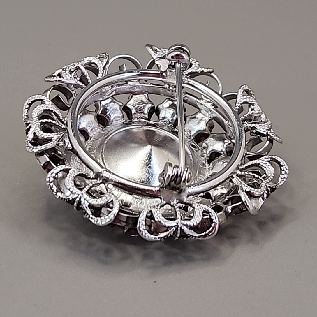 Vintage Rivoli Rhinestone Brooch Round Clear Glass Silver Tone Filigree 1 5/8″