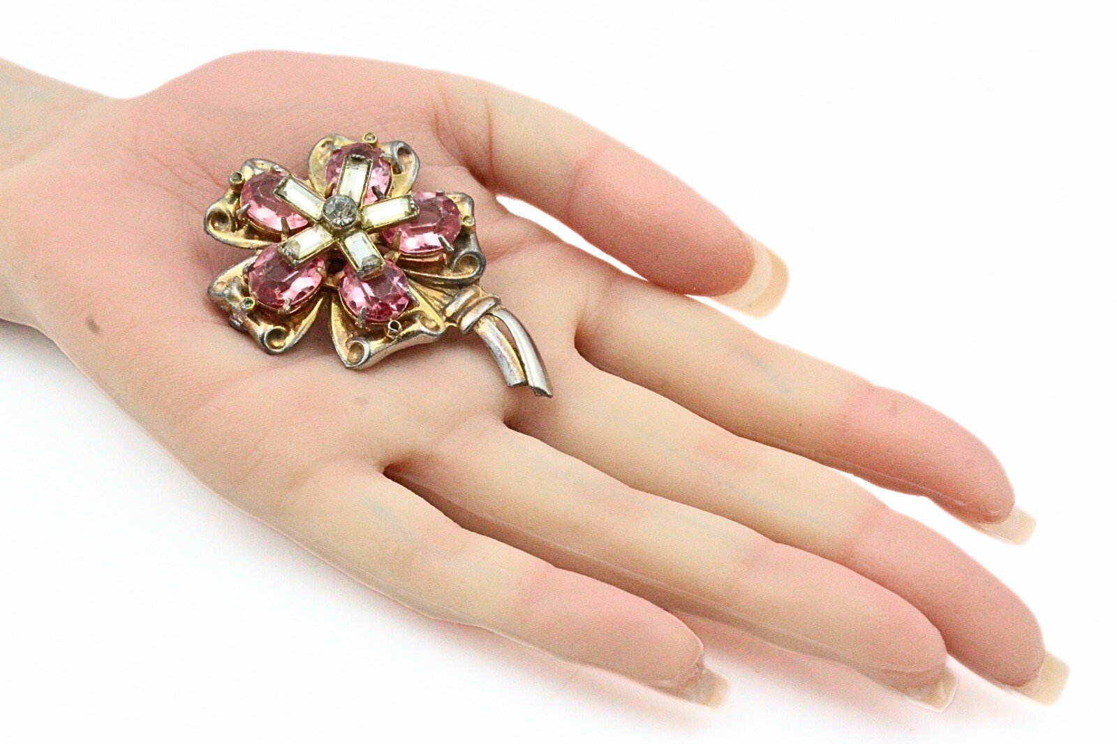 Lovely 1940’s Retro Pink White Glass Rhinestones Flower Brooch