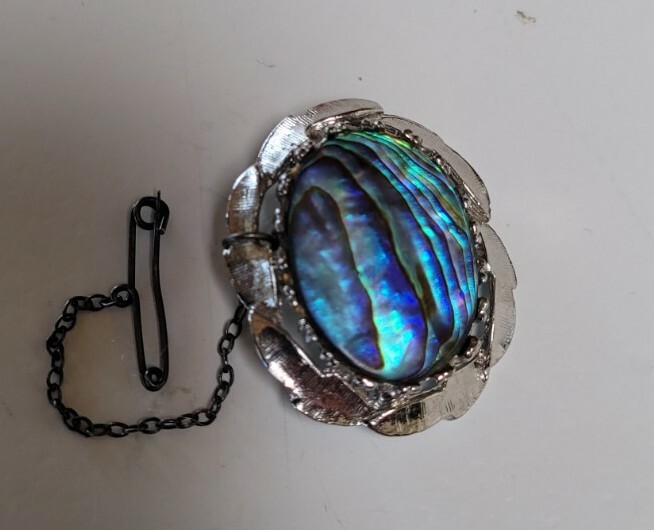 Vintage NZ 35mm Silver Tone Textured Paua Abalone Shell Brooch Pin 10 Grams