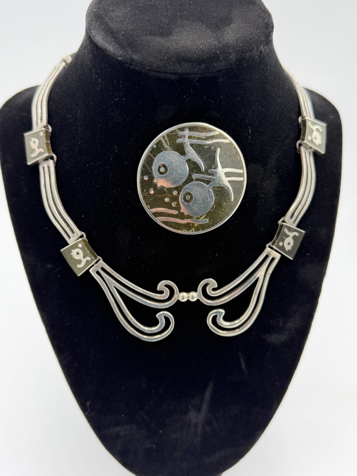 Vintage Taxco Los Castillo Mexican 925 sterling silver black onix jewelry set