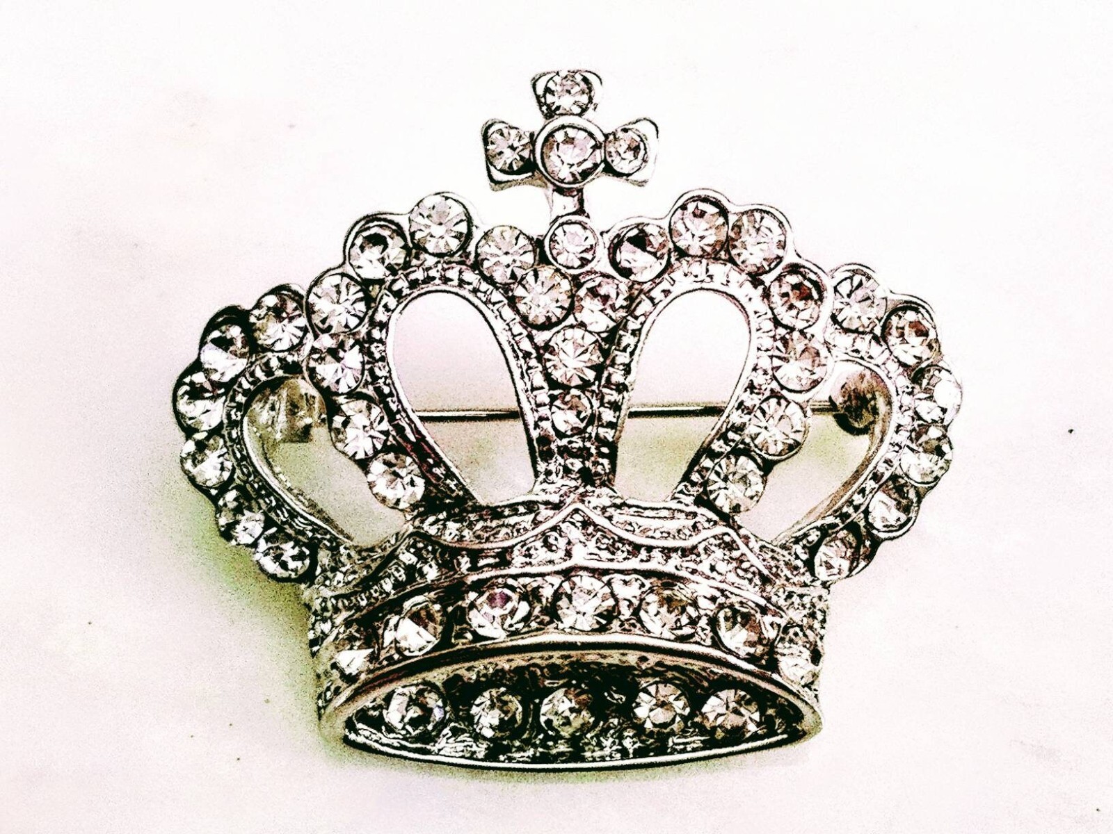 ROYAL CROWN BROOCH! Regal Pin Accessory! High Quality, Finely Faceted Crystals!