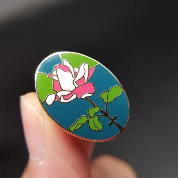 Valley Casting Rose Enamel Oval Vintage Lapel Pin Brooch Costume Jewelry Retro