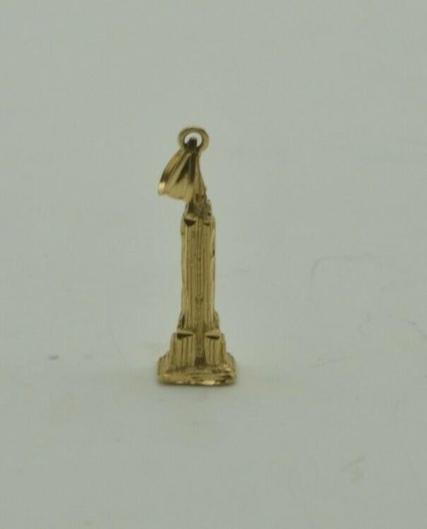 (ch991) 14K YELLOW GOLD VINTAGE 3D EMPIRE STATE BUILDING