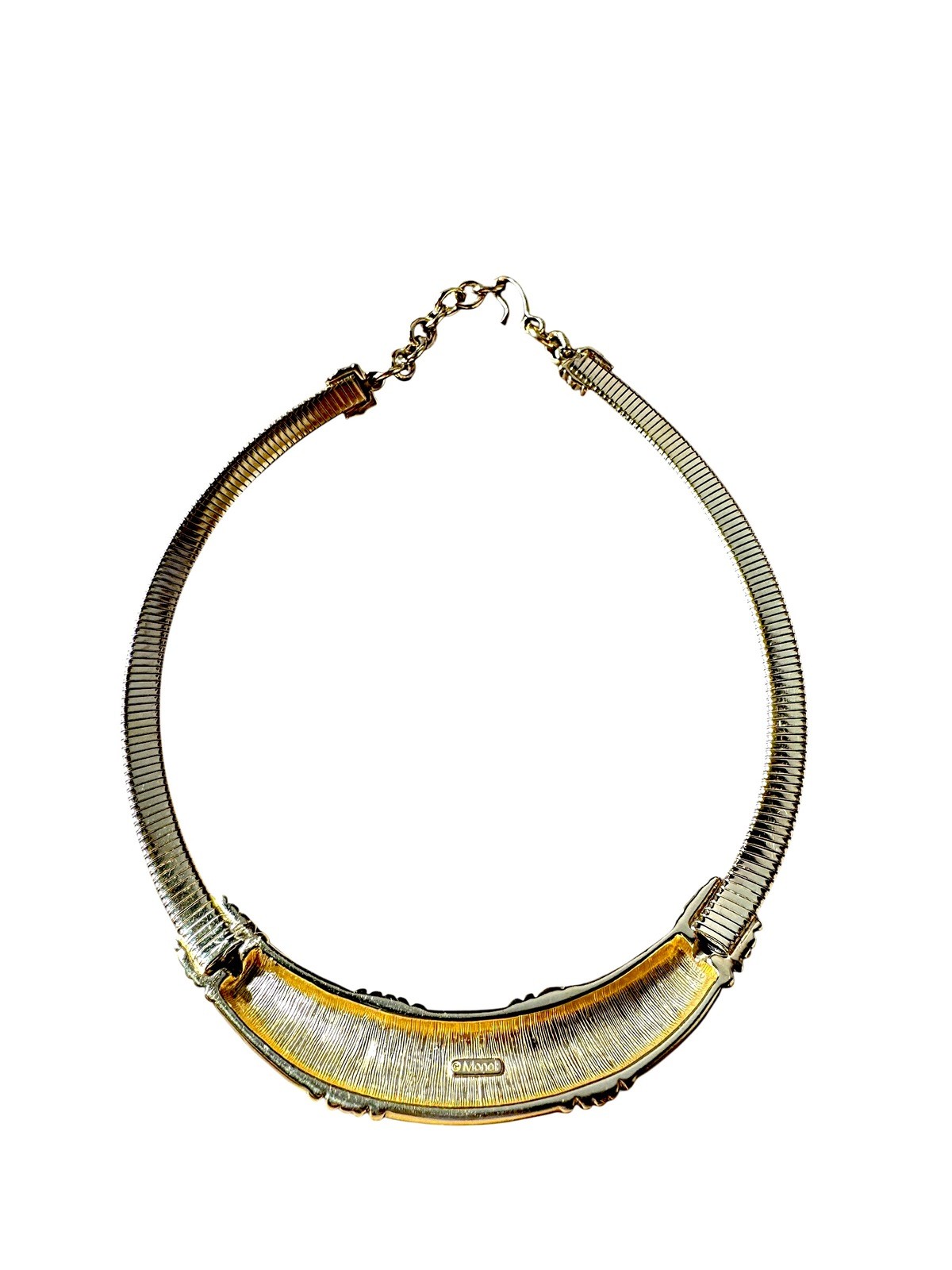 ELEGANT MONET GOLD-TONE FINISH CHAIN NECKLACE GLOSSY BLACK ENAMEL PENDANT