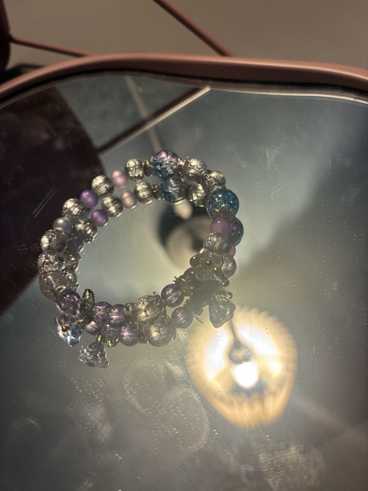 High-quality glass like beads Silver pearls, a dreamy combination. No filters.
