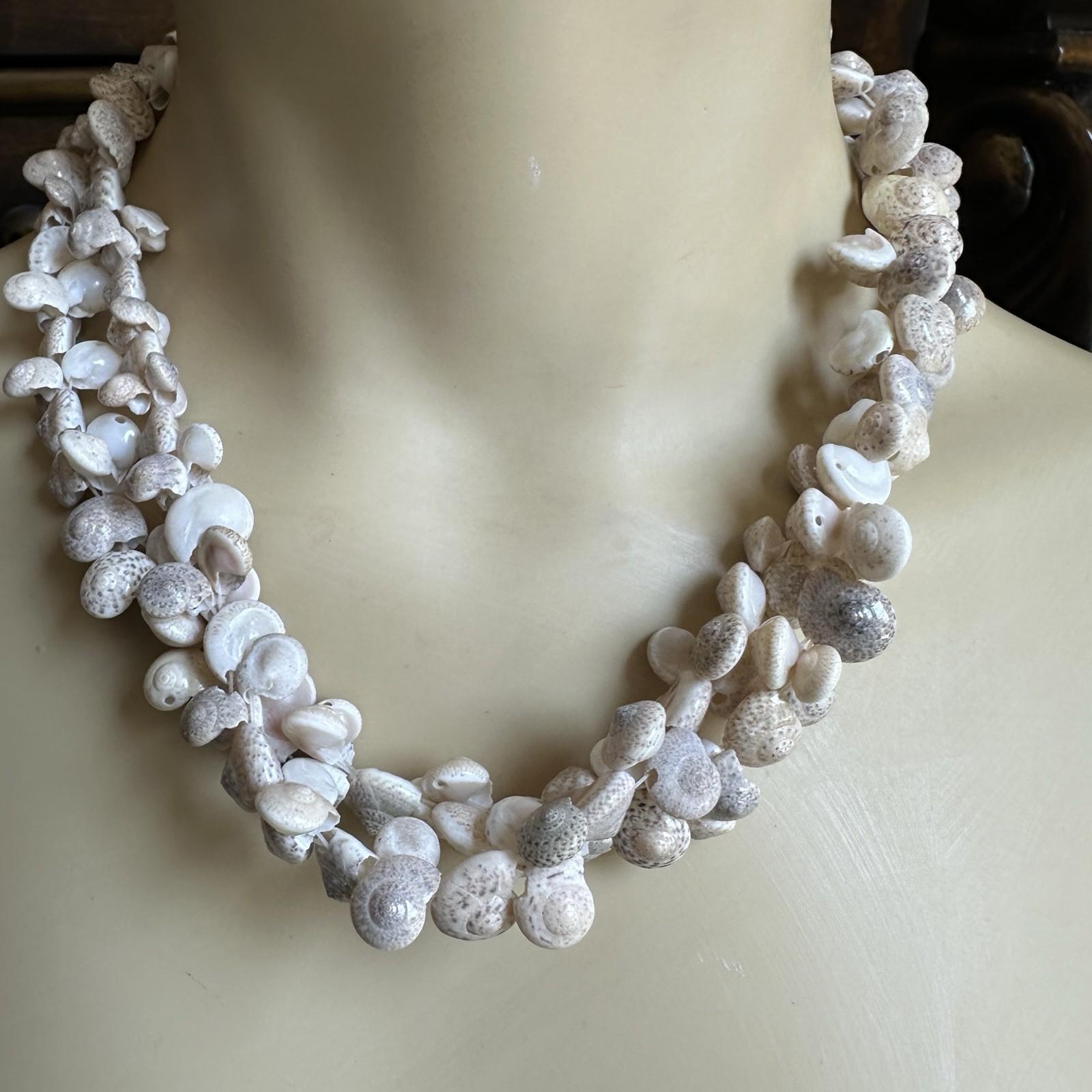 VTG Artisan Seashell Beaded Necklace 32 Inch Nautical Earthy Tropical Boho