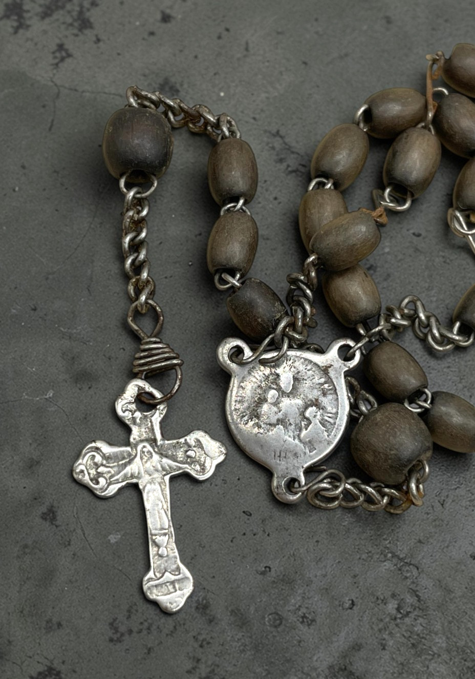 VTG Dark Wood beaded Rosary Crucifix silver tone Religious