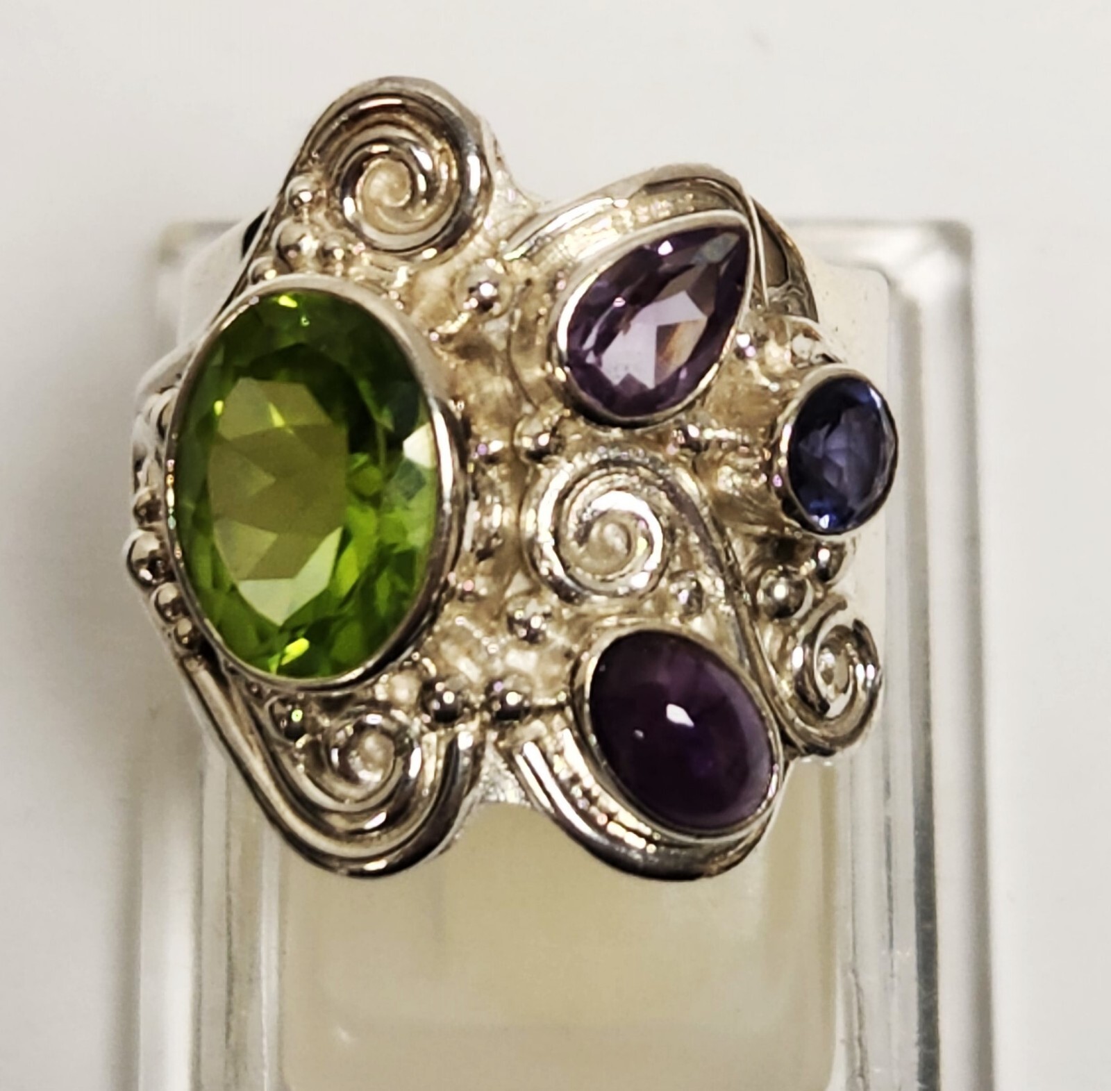 Sajen Bezel Set Peridot Iolite Amethyst 925 Sterling Silver Ring US size 5