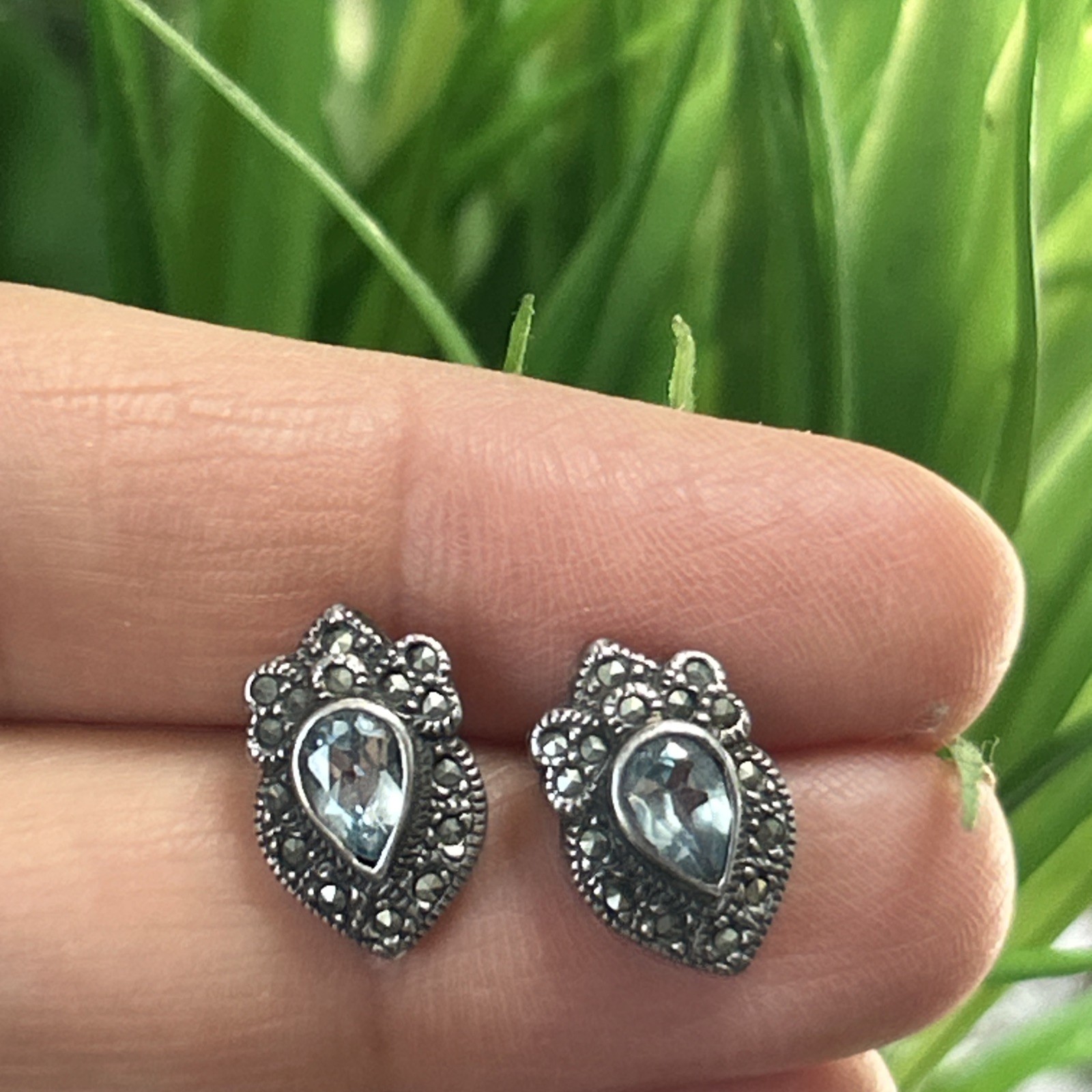 VTG CW Sterling Silver Marcasite Blue Topaz Stud Earrings 1/2” 3g