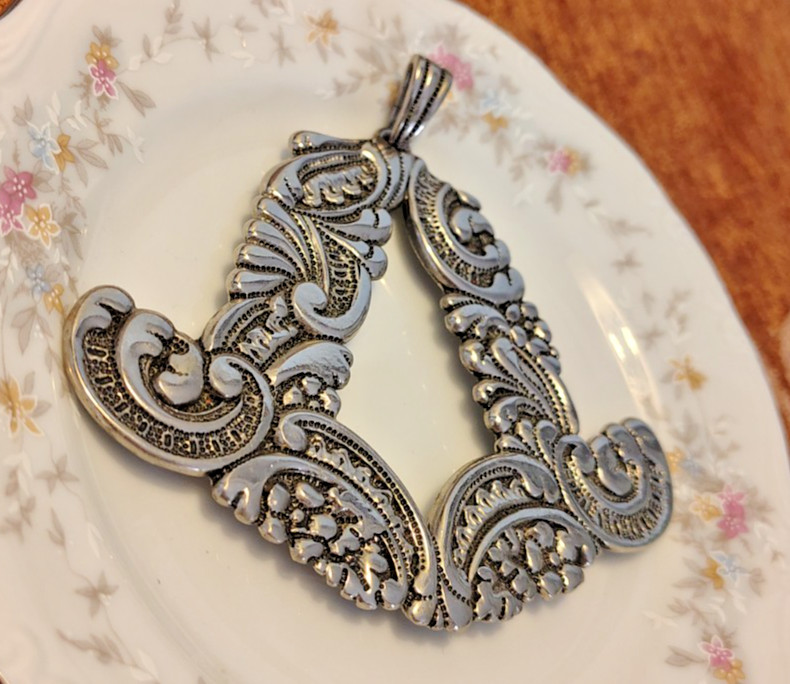 Vtg Lucien Piccard 70’s Art Nouveau Silver Plated Large Pendant 4.25″