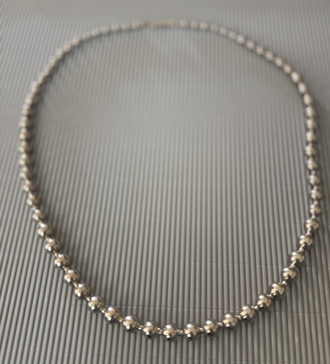MCM Vintage Silver Tone Graduated Metal Bead Necklace Unsigned 24 Inches Unknown