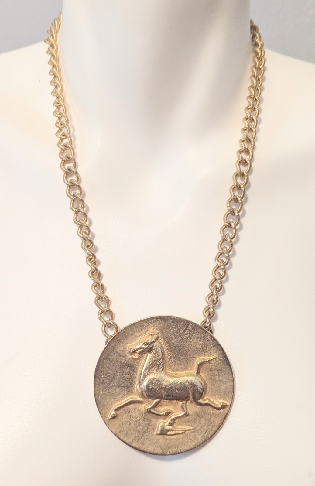 Vintage 1974 Alva Museum Replicas “Flying Horse of Kansu” Medallion Necklace