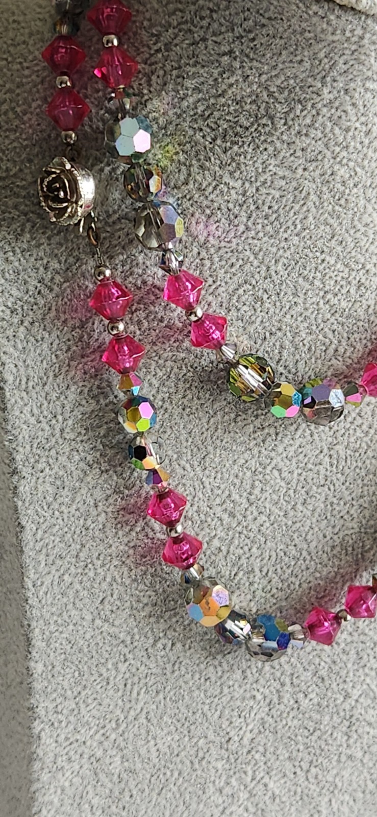Vintage AB Pink Gunmetal Faceted 26″ Silvertone Glass And Acrylic Necklace